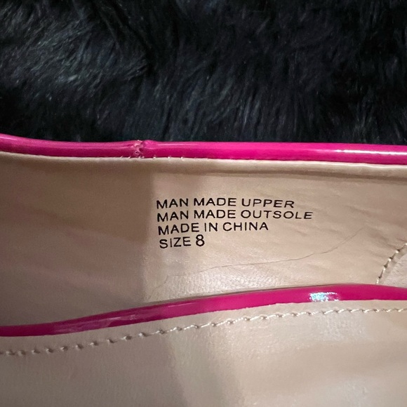 HOT PINK PUMPS - Picture 5 of 5